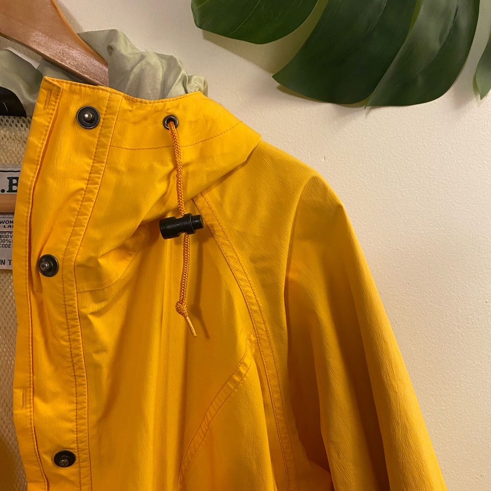 VINTAGE L.L. Bean rain jacket
